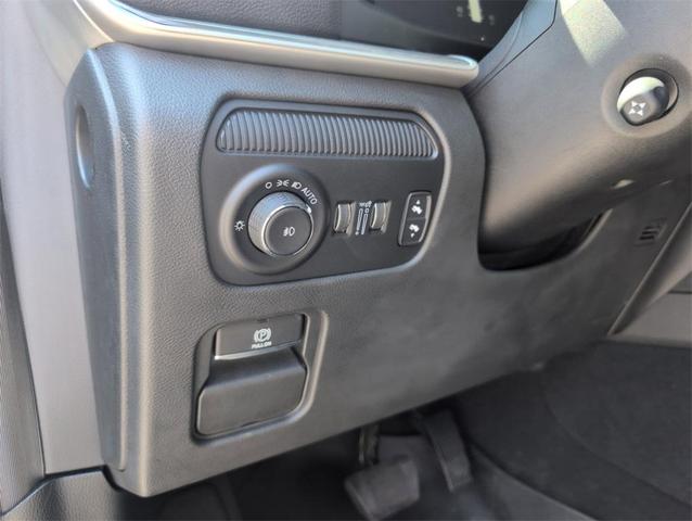 Photo of 2022 Diamond Black Jeep Wagoneer