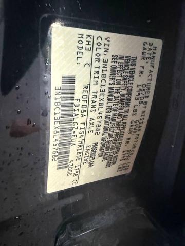 Photo of 2008 Super Black Nissan Versa