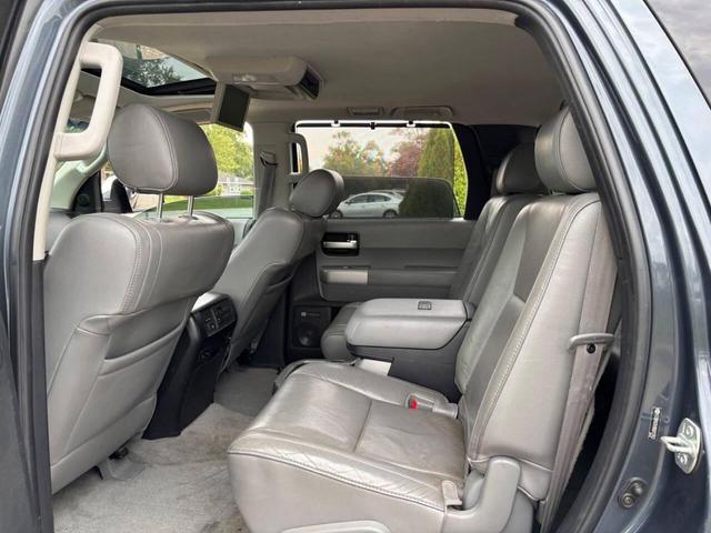 Photo of 2008 Slate Metallic Toyota Sequoia