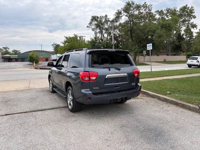 Photo of 2008 Slate Metallic Toyota Sequoia