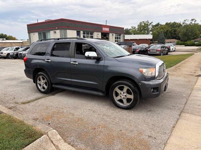 Photo of 2008 Slate Metallic Toyota Sequoia
