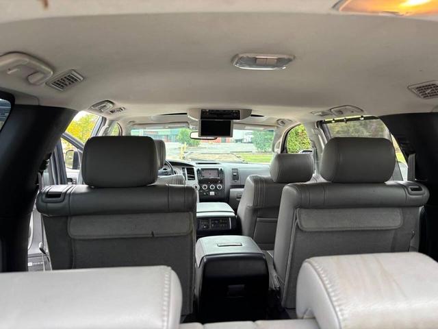 Photo of 2008 Slate Metallic Toyota Sequoia