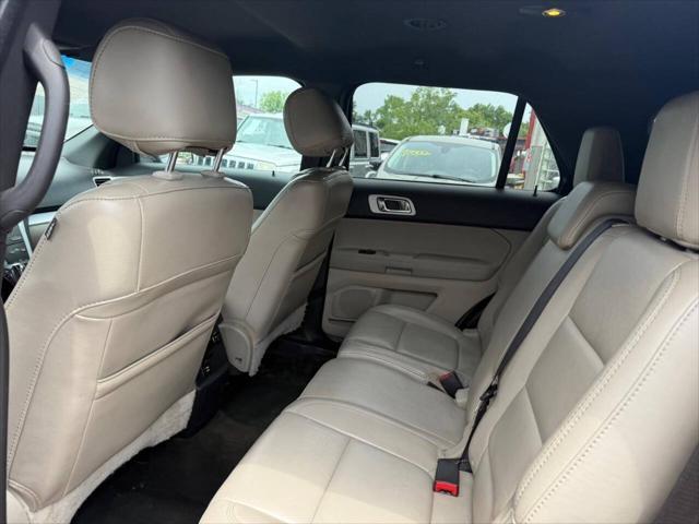 Photo of 2013 Deep Impact Blue Metallic Ford Explorer