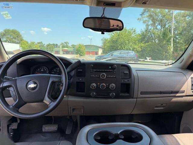 Photo of 2009 Dark Cherry Metallic Chevrolet Silverado 1500
