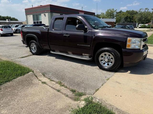 Photo of 2009 Dark Cherry Metallic Chevrolet Silverado 1500