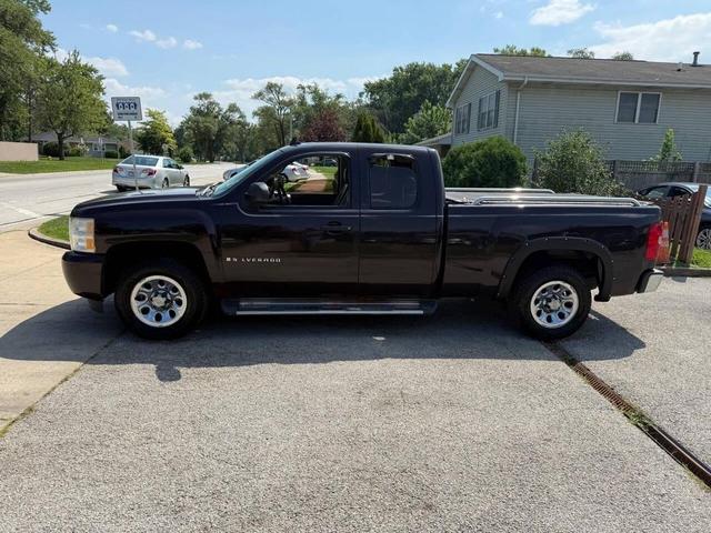 Photo of 2009 Dark Cherry Metallic Chevrolet Silverado 1500