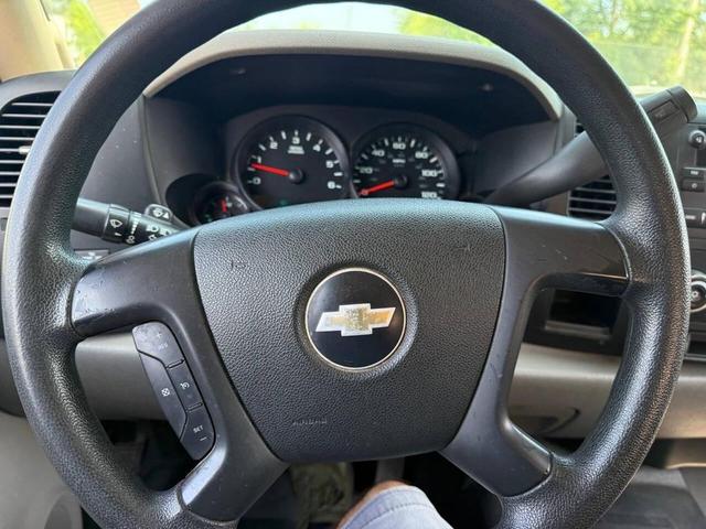 Photo of 2009 Dark Cherry Metallic Chevrolet Silverado 1500