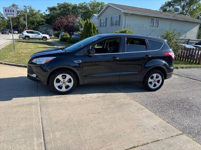 Photo of 2013 Tuxedo Black Metallic Ford Escape