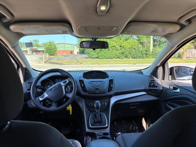 Photo of 2013 Tuxedo Black Metallic Ford Escape