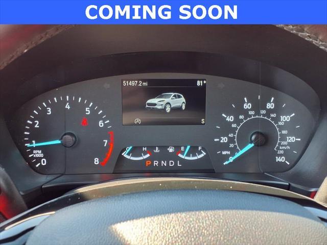 Photo of 2022 Oxford White Ford Escape