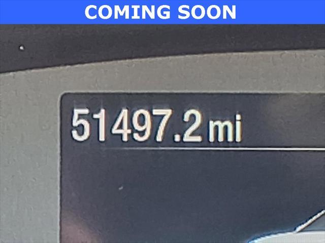 Photo of 2022 Oxford White Ford Escape