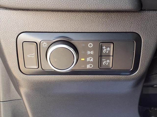 Photo of 2024 Iconic Silver Metallic Ford Escape