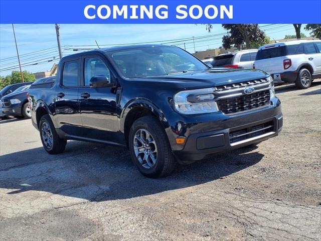 Photo of 2022 Shadow Black Ford Maverick
