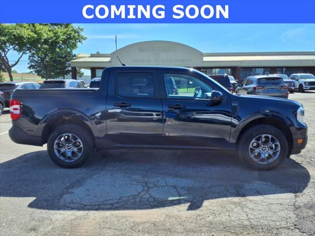 Photo of 2022 Shadow Black Ford Maverick