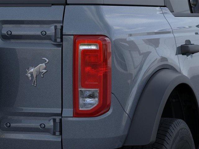 Photo of 2025 Azure Gray Metallic Tri-Coat Ford Bronco