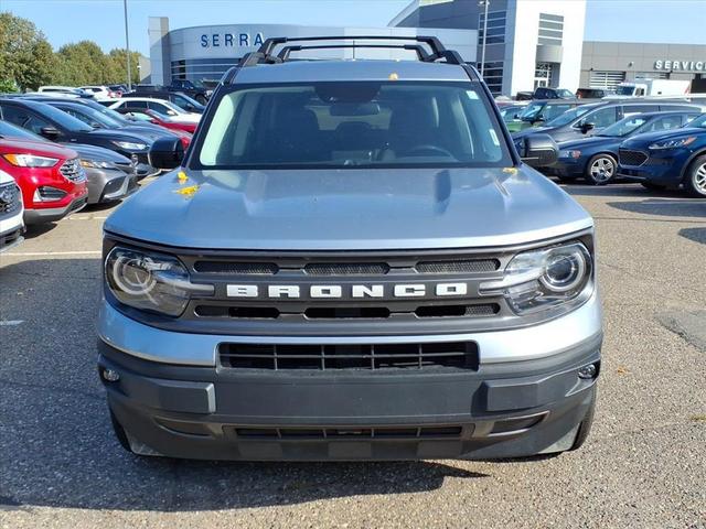 Photo of 2021 Iconic Silver Metallic Ford Bronco Sport