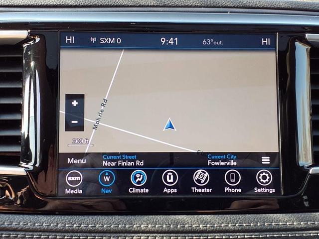 Photo of 2020 Jazz Blue Pearlcoat Chrysler Pacifica