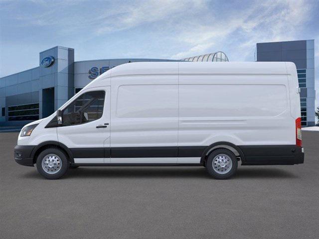 Photo of 2025 Oxford White Ford Transit-350