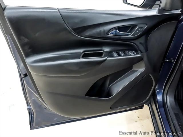 Photo of 2018 Storm Blue Metallic Chevrolet Equinox