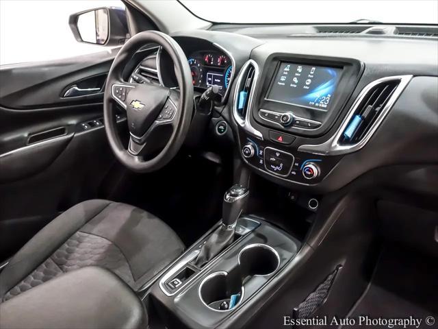Photo of 2018 Storm Blue Metallic Chevrolet Equinox
