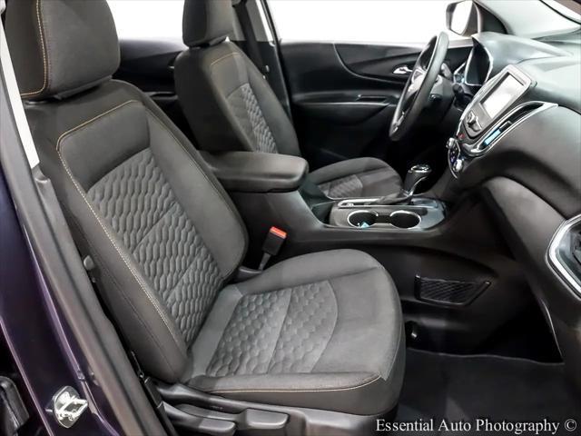 Photo of 2018 Storm Blue Metallic Chevrolet Equinox