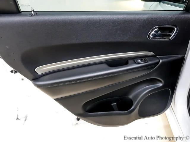 Photo of 2015 Bright White Clearcoat Dodge Durango