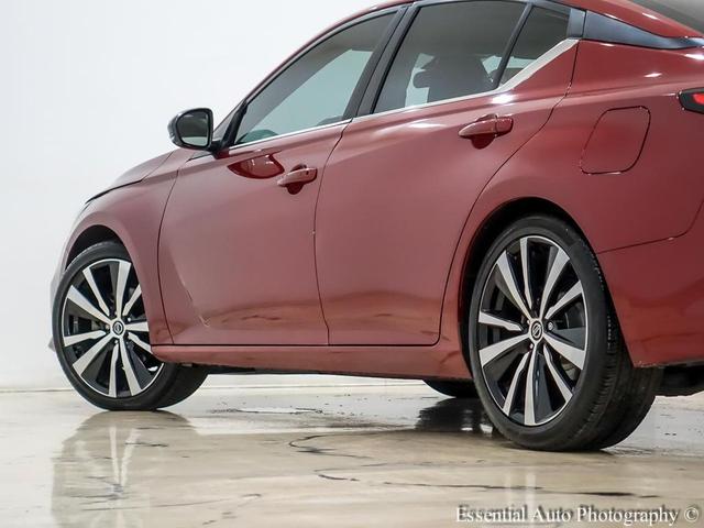 Photo of 2019 Scarlet Ember Tintcoat Nissan Altima
