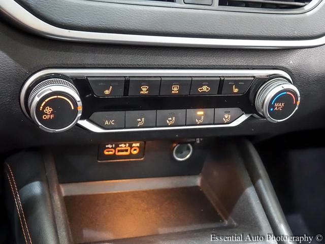 Photo of 2019 Scarlet Ember Tintcoat Nissan Altima