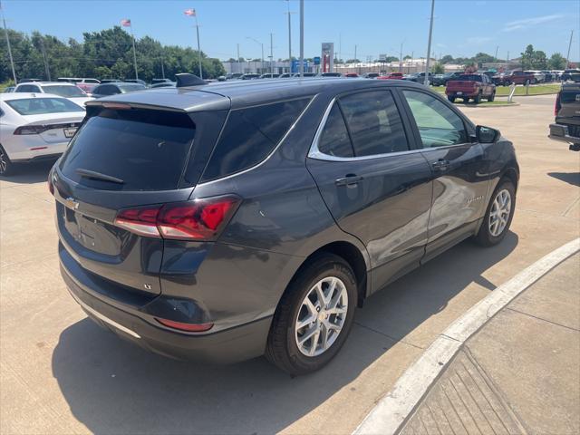 Photo of 2023 Iron Gray Metallic Chevrolet Equinox