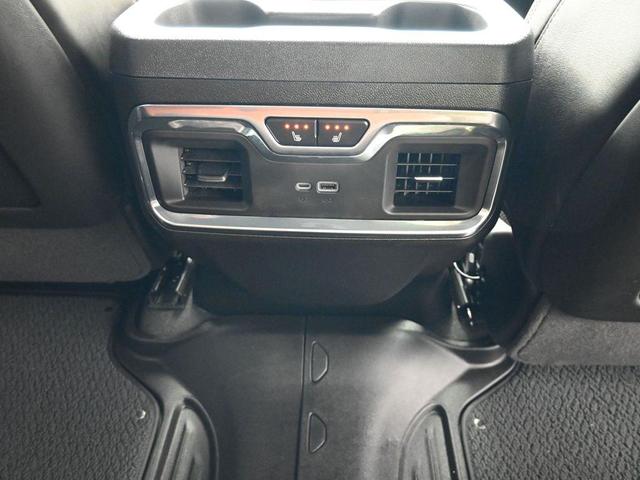 Photo of 2024 Onyx Black GMC Sierra 3500