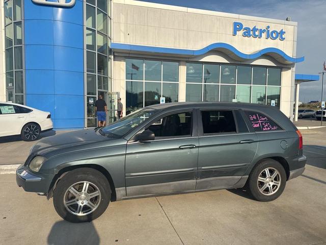 Photo of 2005 Green Chrysler Pacifica