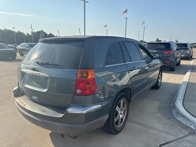Photo of 2005 Green Chrysler Pacifica
