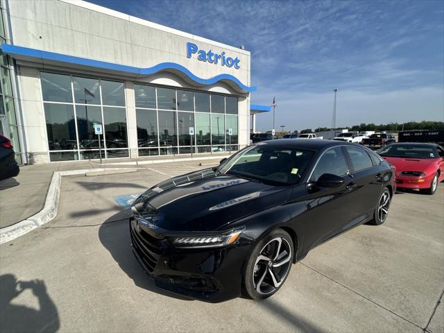 Photo of 2021 Crystal Black Pearl Honda Accord