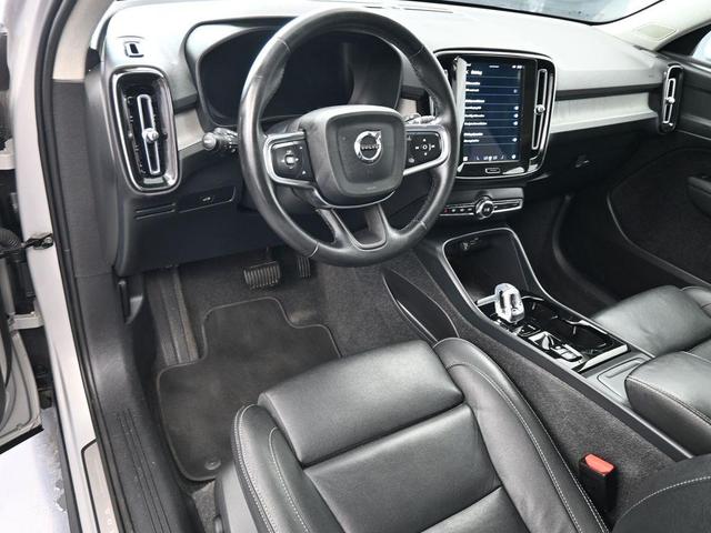 Photo of 2024 Silver Volvo XC40