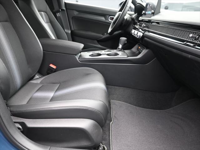 Photo of 2025 Blue Lagoon Pearl Honda Civic