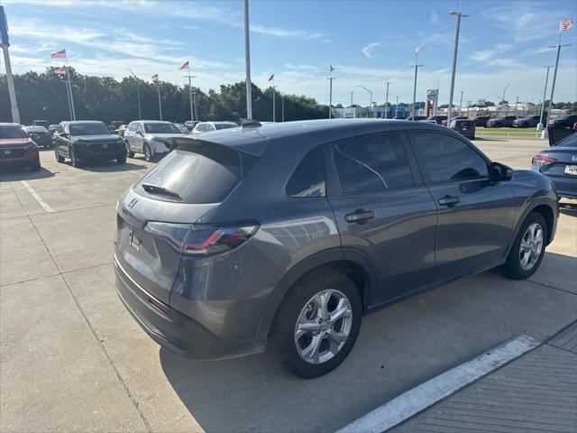 Photo of 2024 Modern Steel Honda HR-V