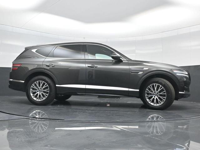 Photo of 2024 Makalu Gray Genesis GV80