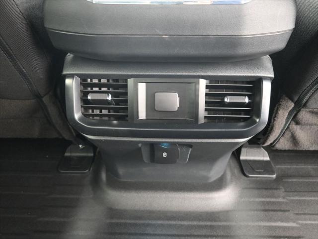Photo of 2023 Oxford White Ford F-150