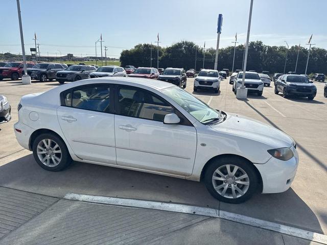 Photo of 2007 Rally White Mazda Mazda3