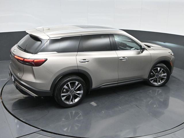 Photo of 2024 Gray INFINITI QX60