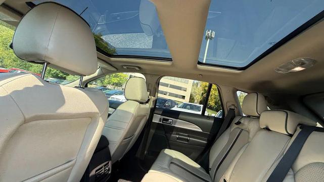 Photo of 2014 Smoked Quartz Metallic Tinted Clearcoat Lincoln MKX