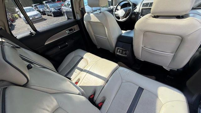 Photo of 2014 Smoked Quartz Metallic Tinted Clearcoat Lincoln MKX