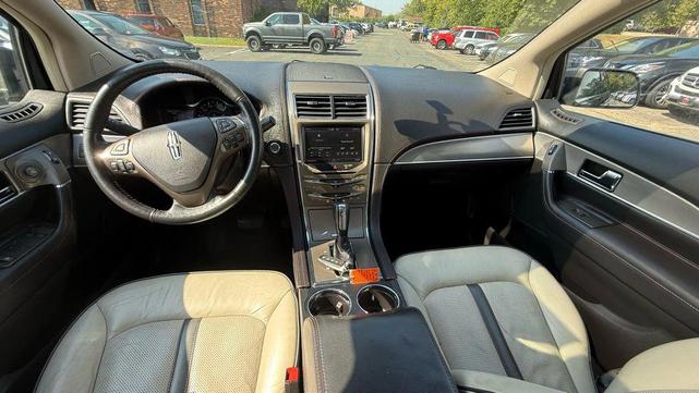 Photo of 2014 Smoked Quartz Metallic Tinted Clearcoat Lincoln MKX