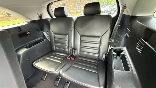 Photo of 2017 Snow White Pearl Kia Sorento