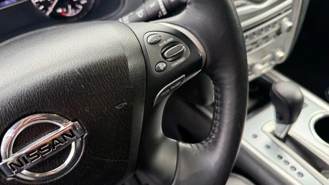 Photo of 2020 Magnetic Black Pearl Nissan Pathfinder