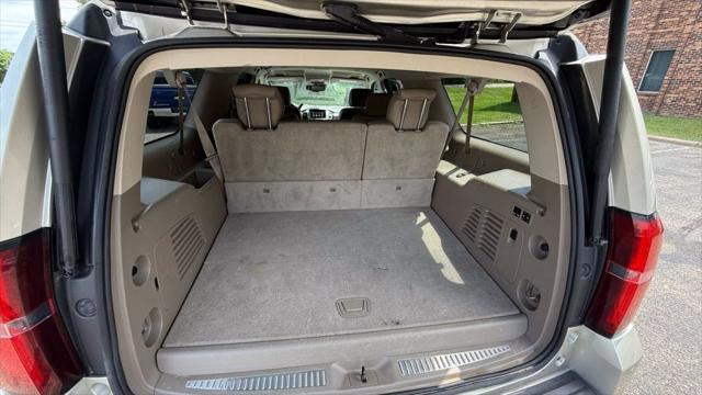 Photo of 2015 Gold Chevrolet Suburban