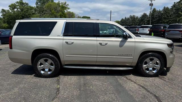 Photo of 2015 Gold Chevrolet Suburban