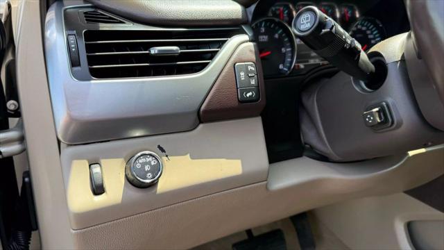 Photo of 2015 Gold Chevrolet Suburban