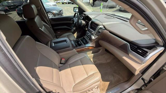 Photo of 2015 Gold Chevrolet Suburban