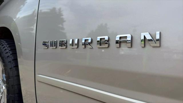 Photo of 2015 Gold Chevrolet Suburban